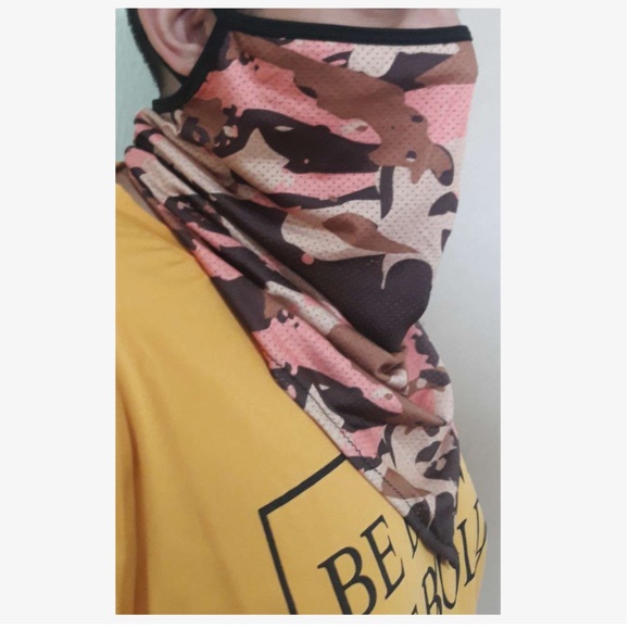 LAST ONE‼️ Tan Camo Mask Scarf w/ Ear Loops - Picture 10 of 10